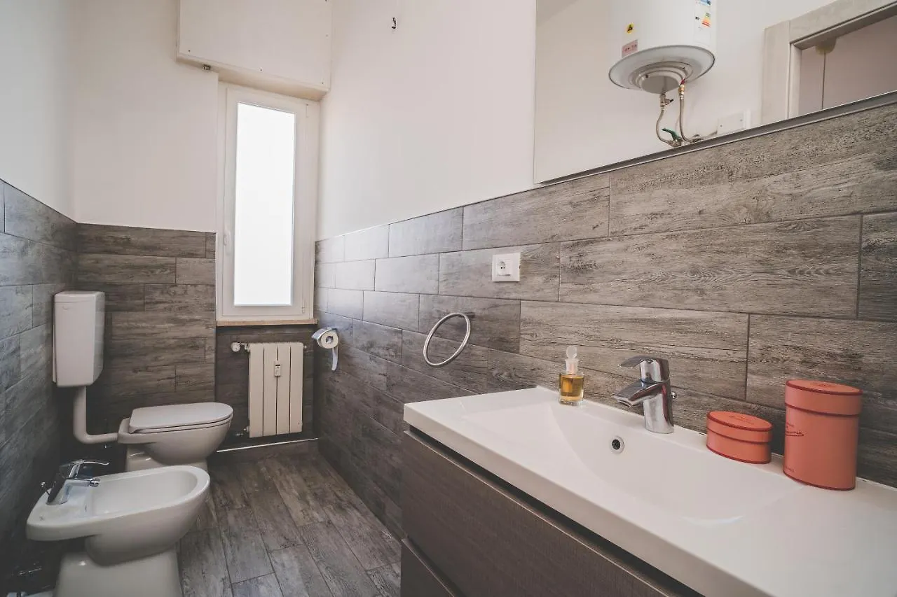 **  Hotel Bacco Rooms And Breakfast Pietra Ligure Italie